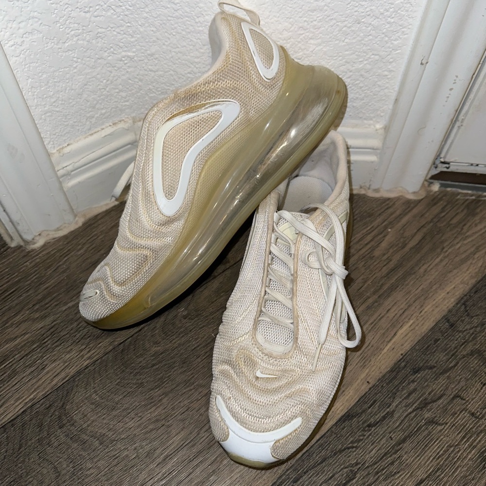 Nike Air Max 720 Sneakers